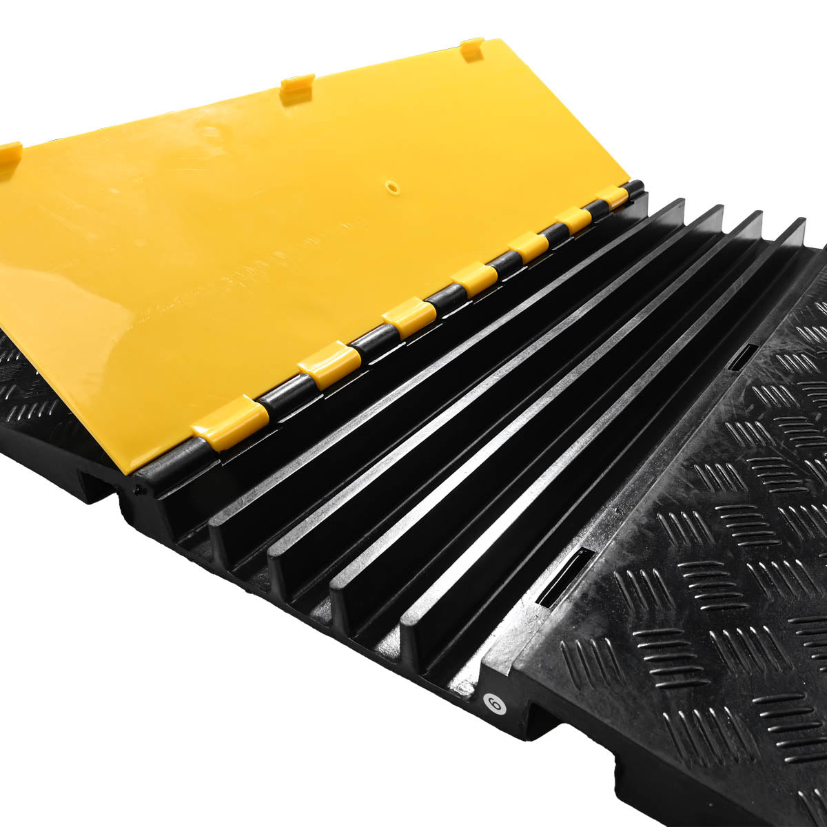 Yescom ADA Cable Ramp Rubber Speed Bump 5-Channel for 1 3/8" Cables