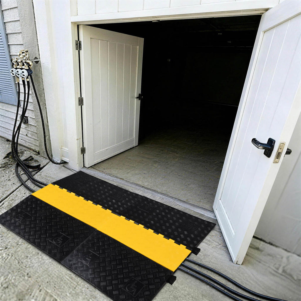 Yescom ADA Cable Ramp Rubber Speed Bump 5-Channel for 1 3/8" Cables