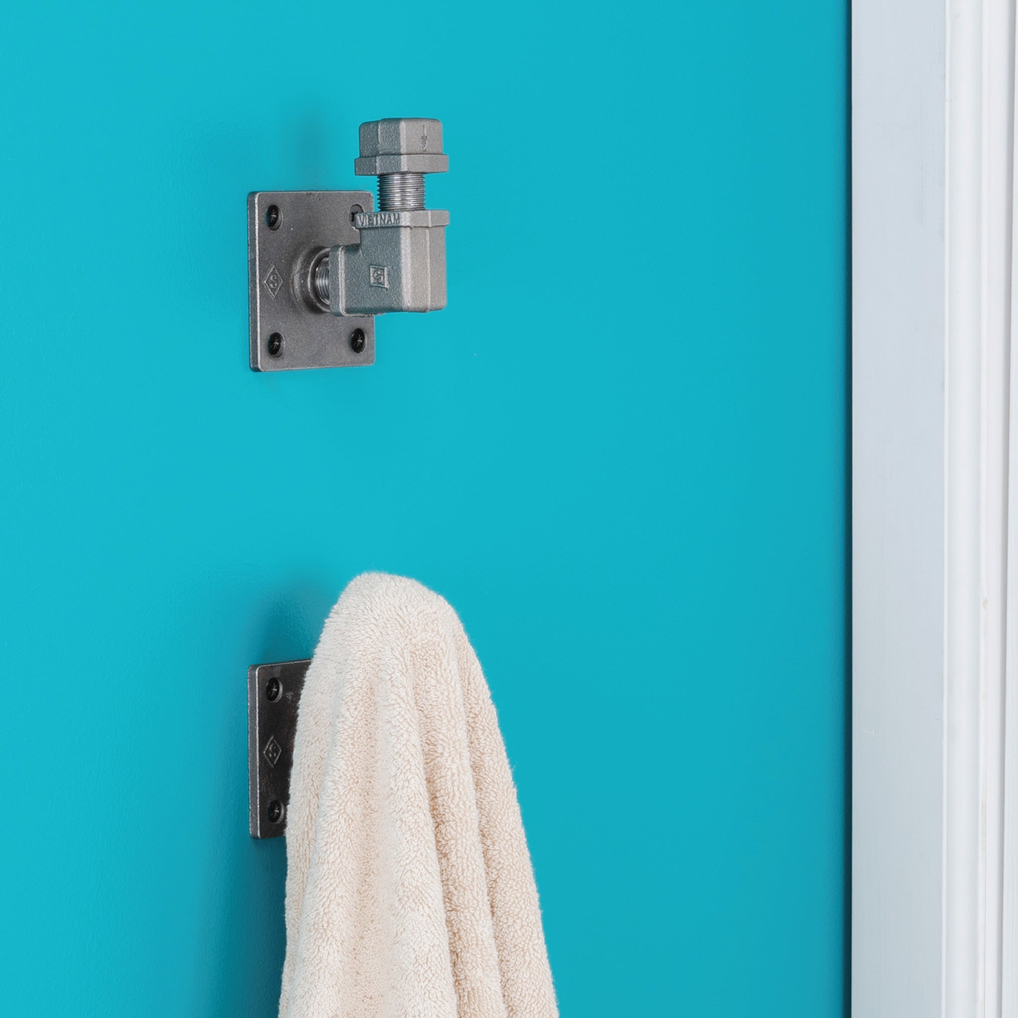 90 Degree Square Elbow Wall Hook Kit