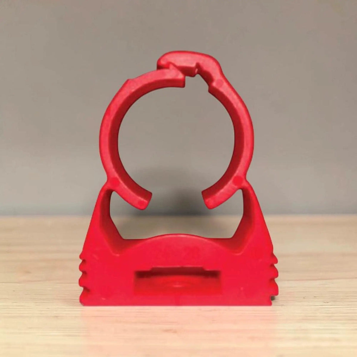 Kidde 3/4 Nylon Pipe Clip Hangers Pack of 25 for Fire Safety