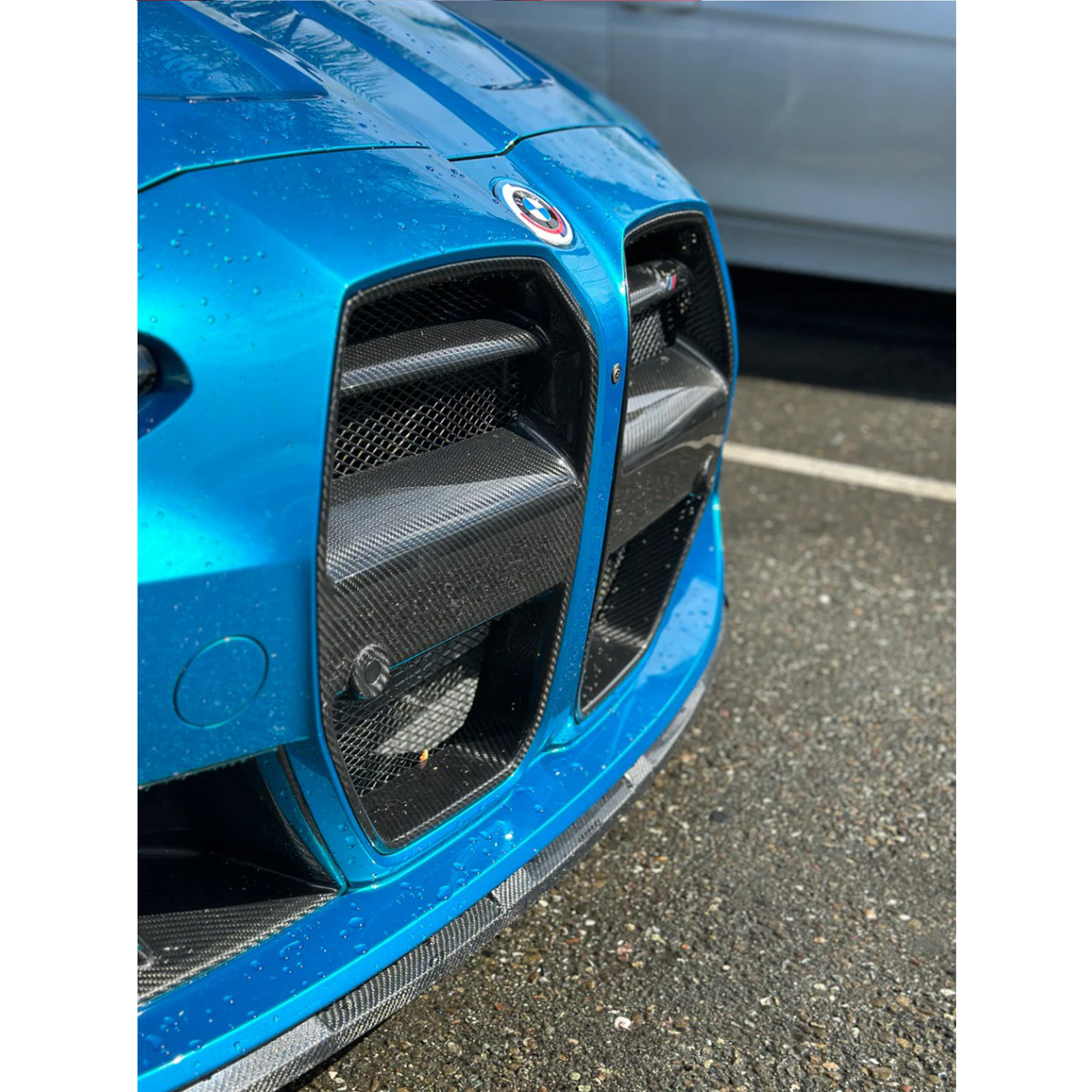 VR Style Carbon Fiber Front Grille Replacement Set for BMW G80 M3 G82 G83 M4