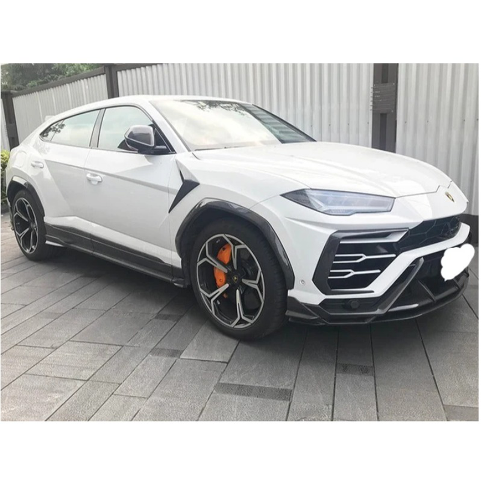 TS Style Dry Carbon Fiber Side Skirts for Lamborghini Urus