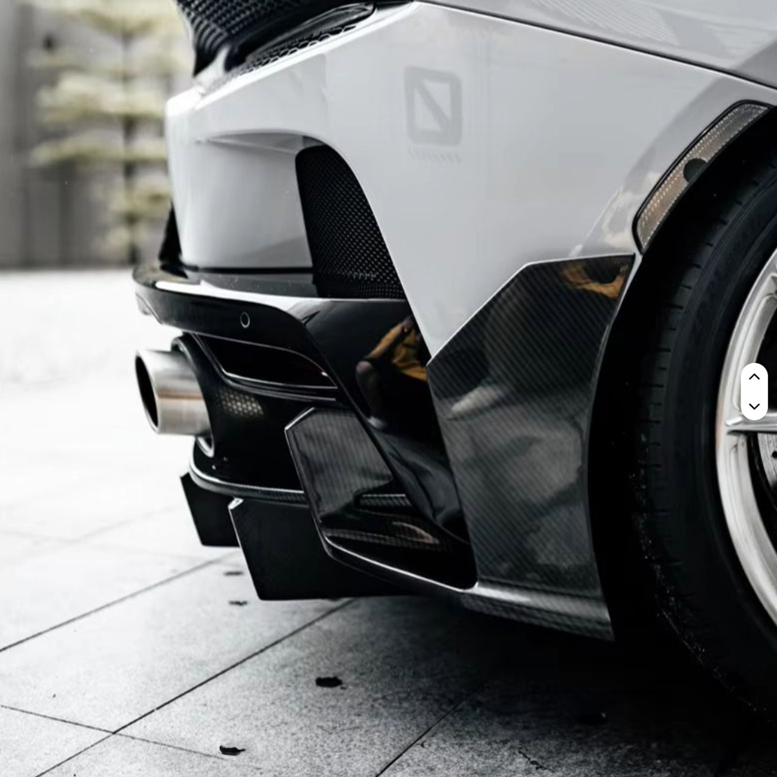 MWD Style Carbon Fiber Rear Diffuser Spats Canards for McLaren GT