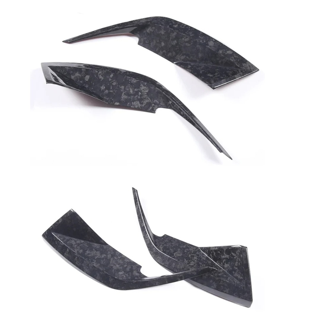 Dry Carbon Fiber Tail Light Trim for Lamborghini Urus
