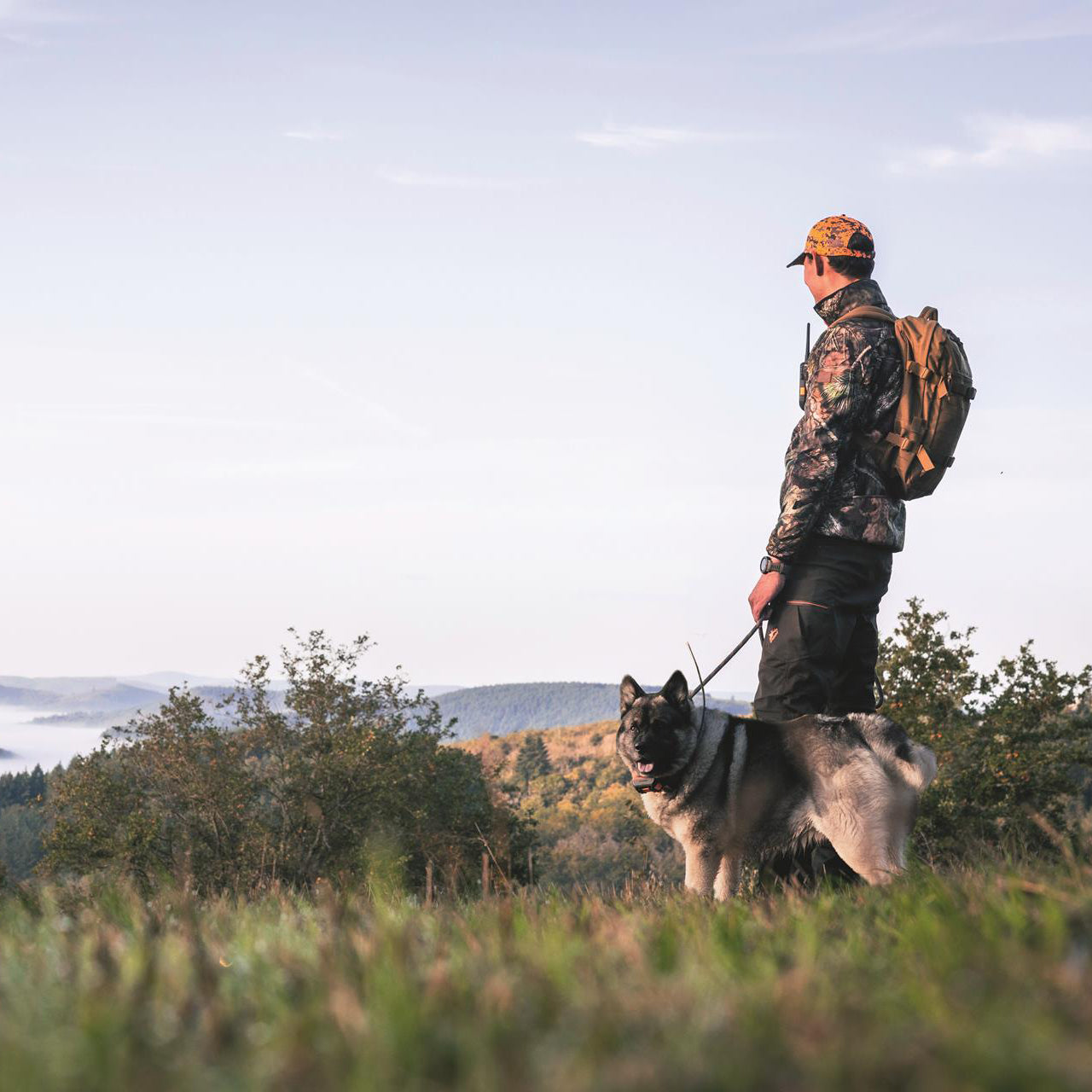 Garmin Alpha 300 - Dog GPS Tracker w/ Long Battery Life