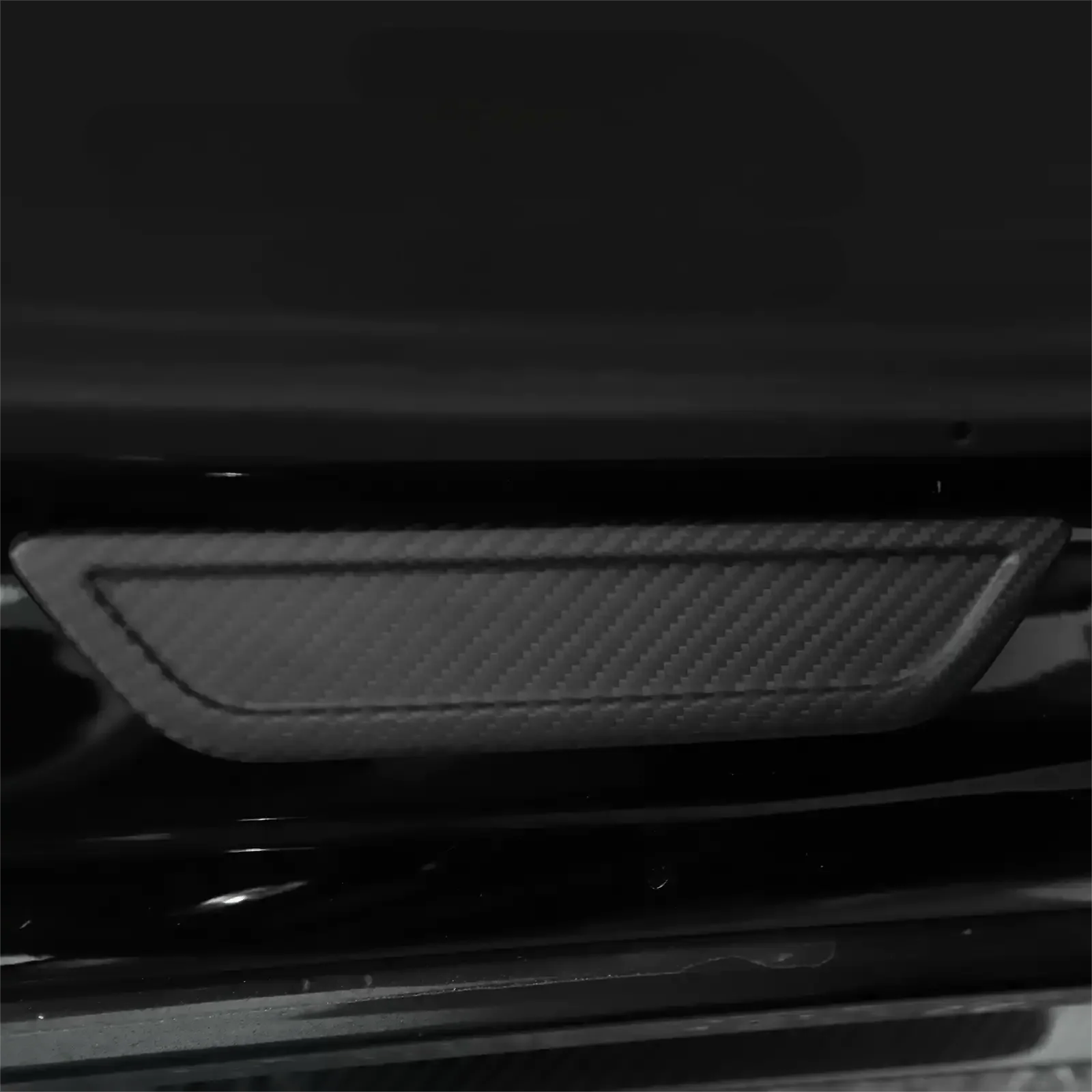 Real Dry Carbon Fiber Door Sill Strip Cover for Model 3 / Y