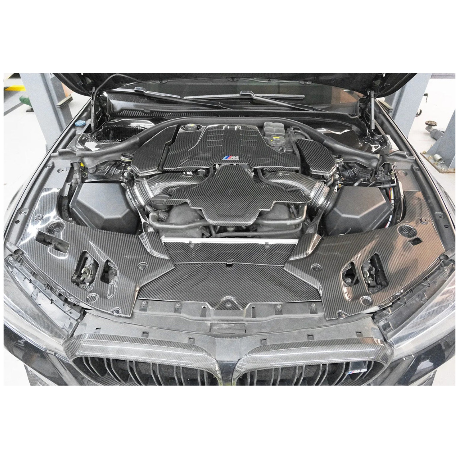 Carbon Fiber Engine Bay Headlight Corner Covers for BMW F90 M5