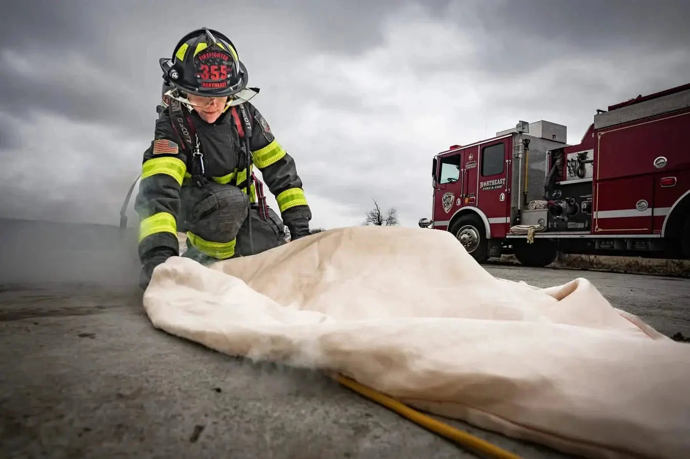 Small Heavy Duty Preventer Li-Ion Fire Blanket 5' x 6'